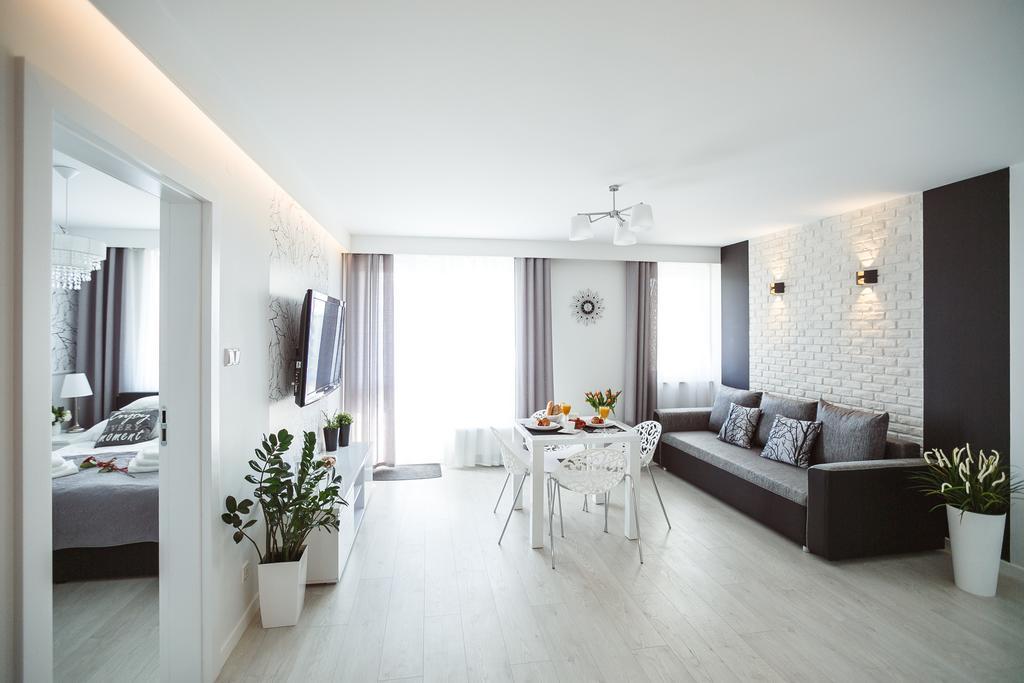 Silver Apart Rzeszow Exterior photo